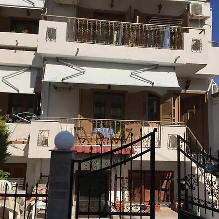 Apart Otel Vila Roula