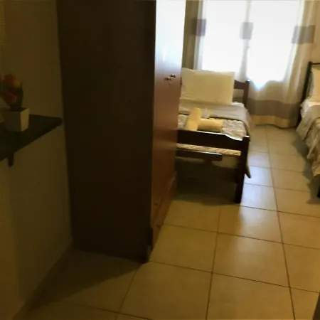 Apart Otel Vila Roula *